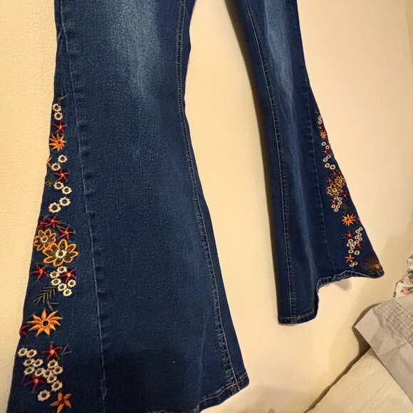 Vintage Levi's 550 Relaxed Fit Jeans - Classic 90s Y2K Denim Vibes - Picture 4 of 4